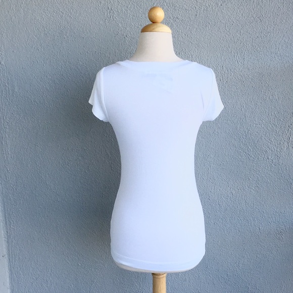 THE LIMITED White T-Shirt Size S. NWT. - Picture 2 of 6